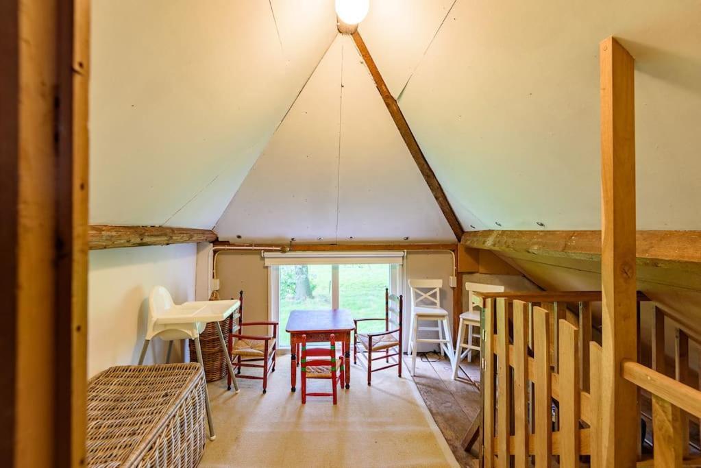 Prachtig Vrijstaand Familiehuis Op Groot Perceel Scherpenzeel  Экстерьер фото