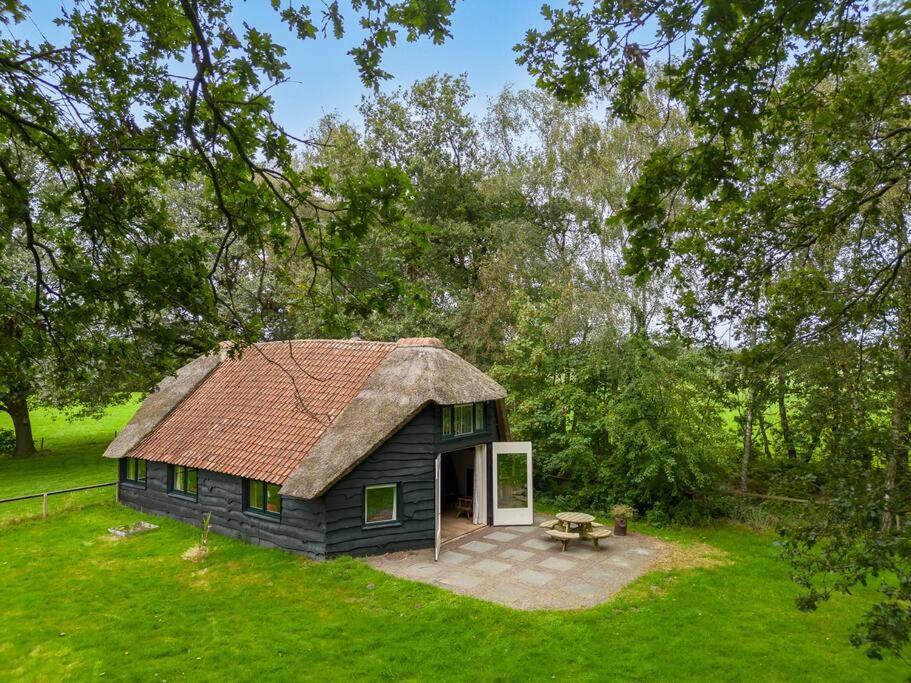 Prachtig Vrijstaand Familiehuis Op Groot Perceel Scherpenzeel  Экстерьер фото
